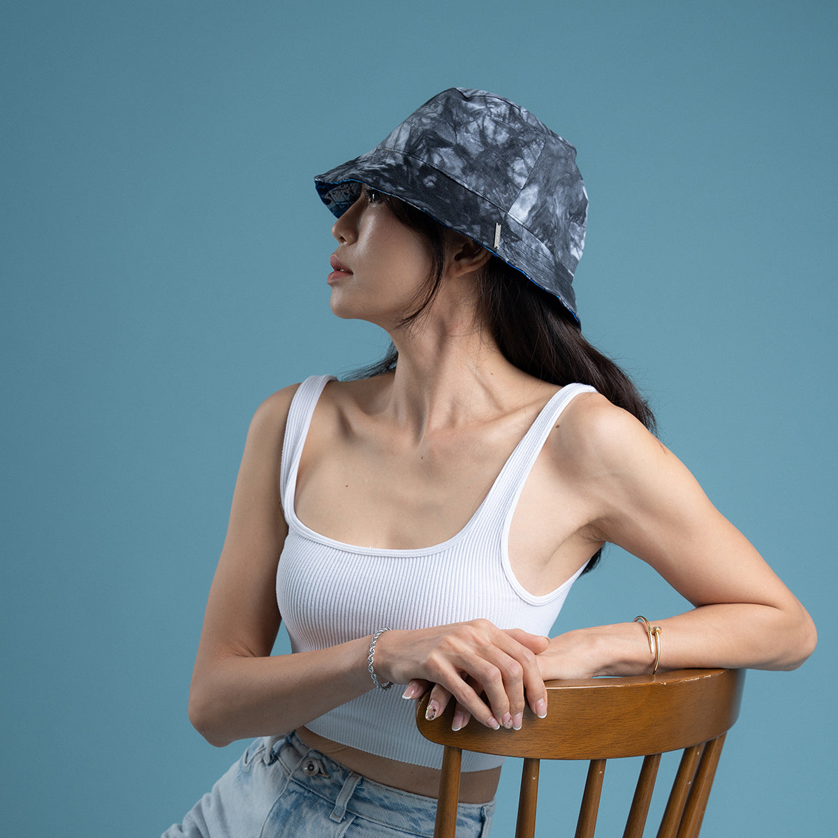 GEISHA X ASH BUCKET HAT