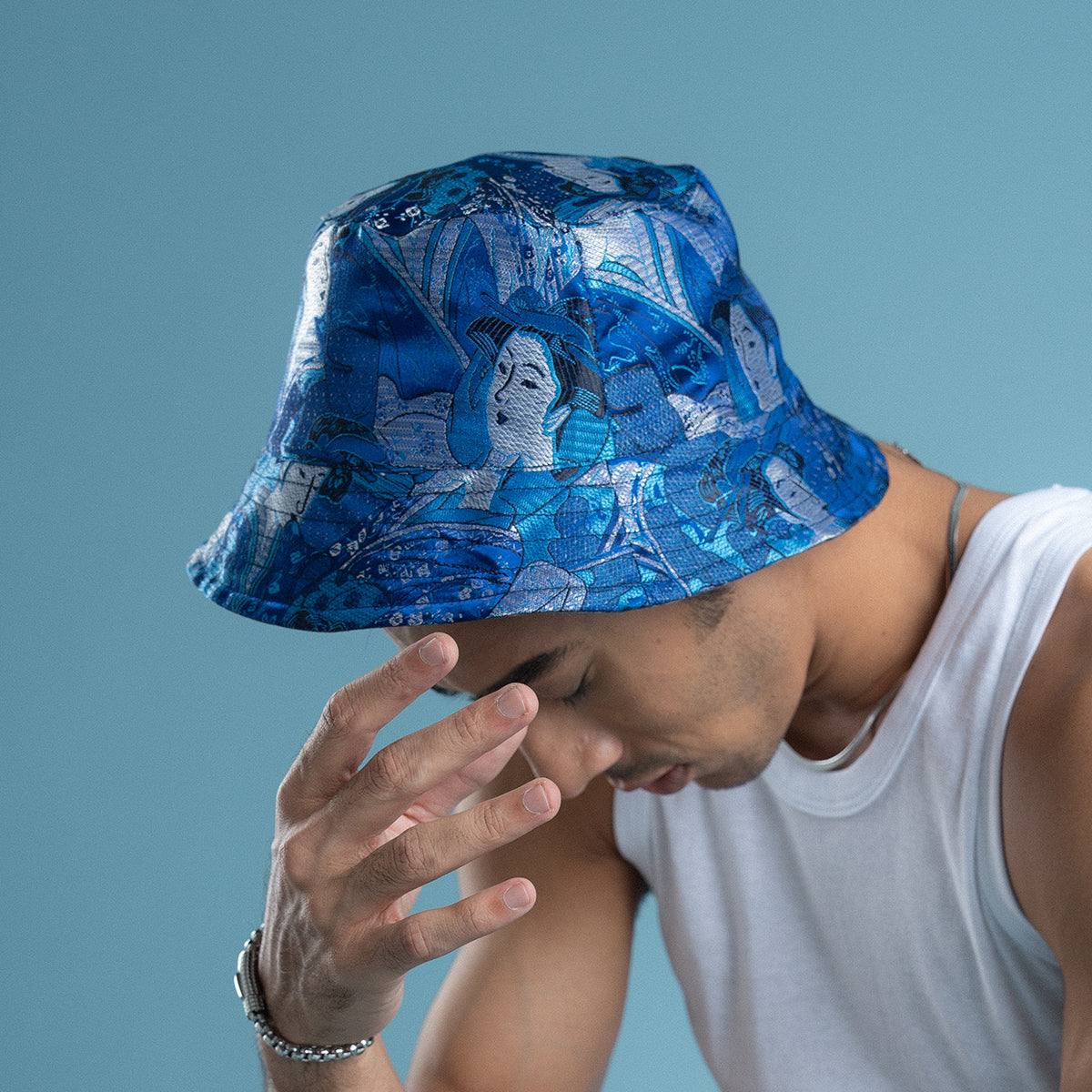 GEISHA X ASH BUCKET HAT