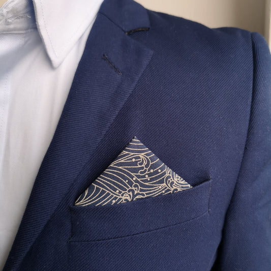 THE KAITO POCKET SQUARE