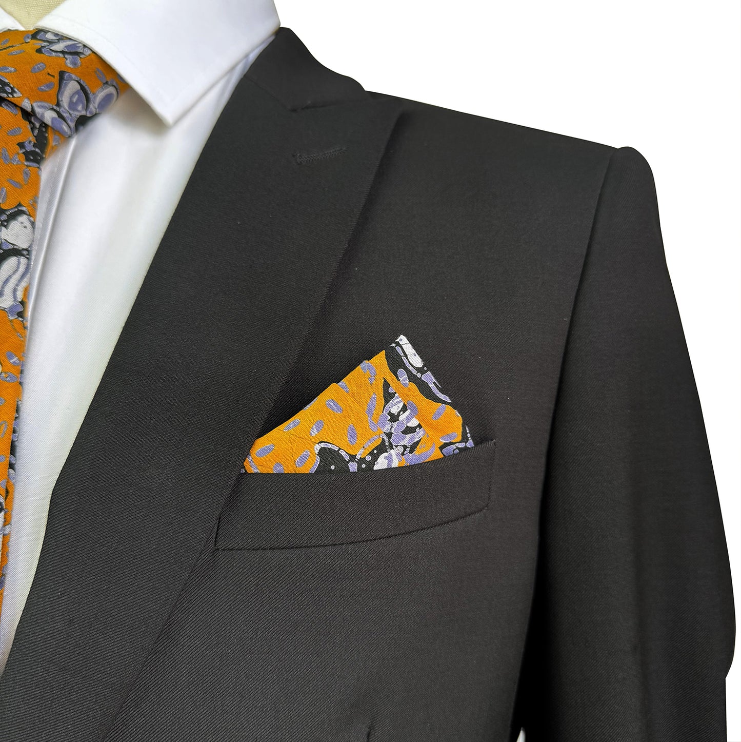 THE RIYAD Y POCKET SQUARE