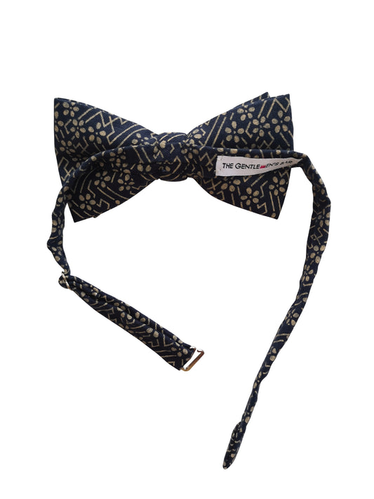 THE AOI N BOWTIE