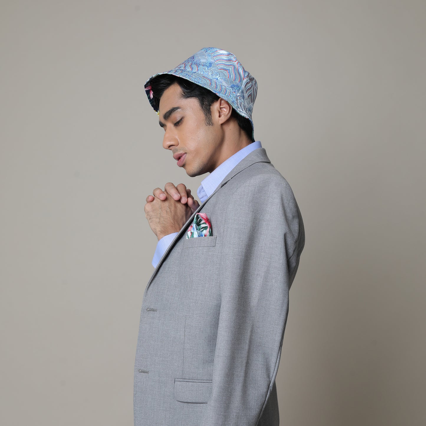 KEW N X NAMI S BUCKET HAT