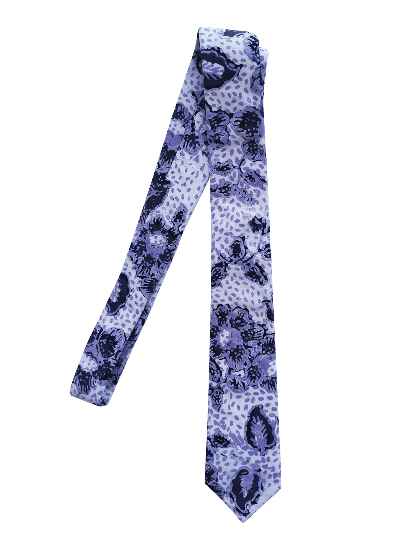 THE YUREEQ L TIE
