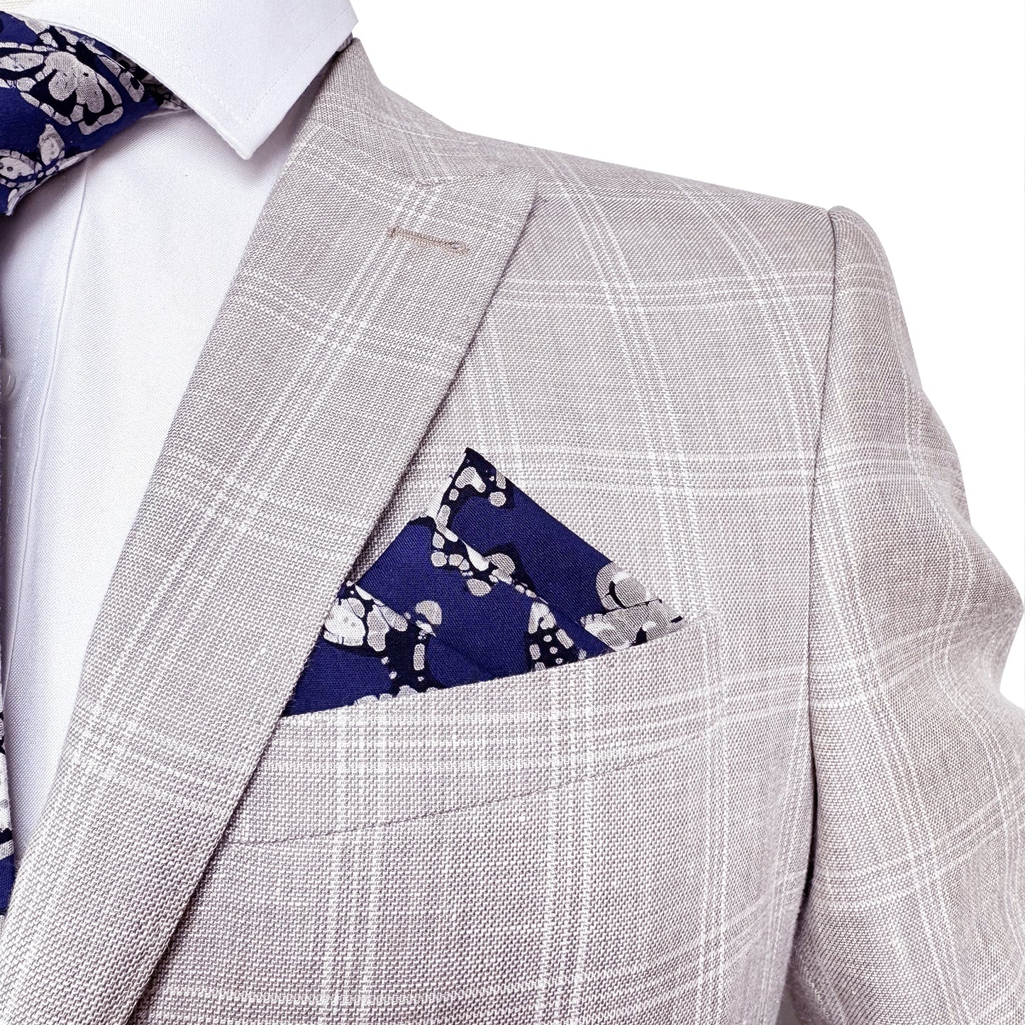 THE SALIM POCKET SQUARE