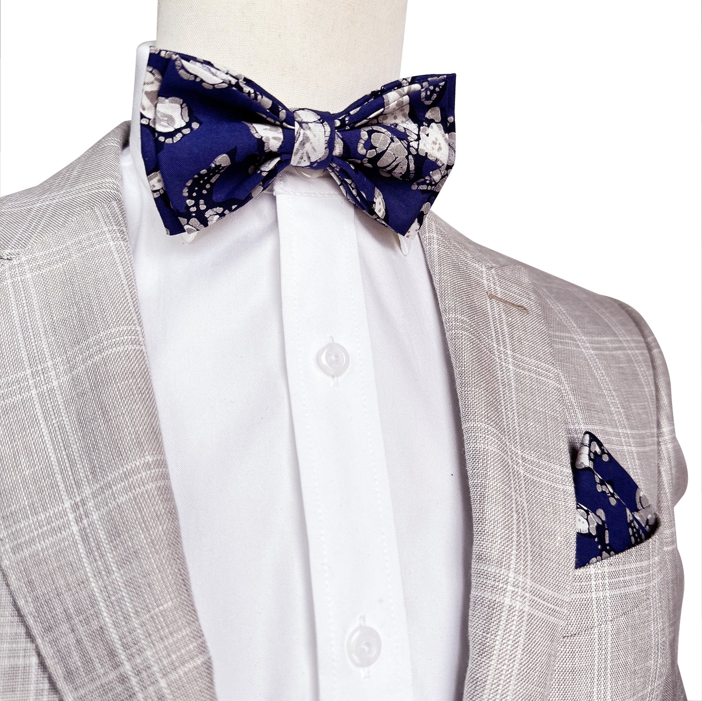 THE SALIM BOWTIE