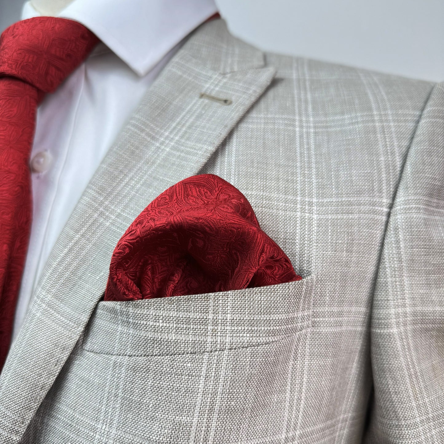 THE FDL MR POCKET SQUARE